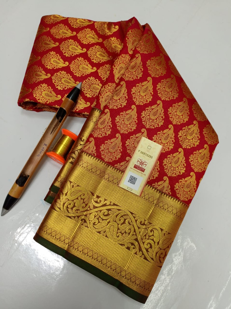 Authentic Kancheepuram Pure Elite Silk Sarees - Golden Red Patterned With Golden Zari Patterned Pallu with Silkmark Tag
