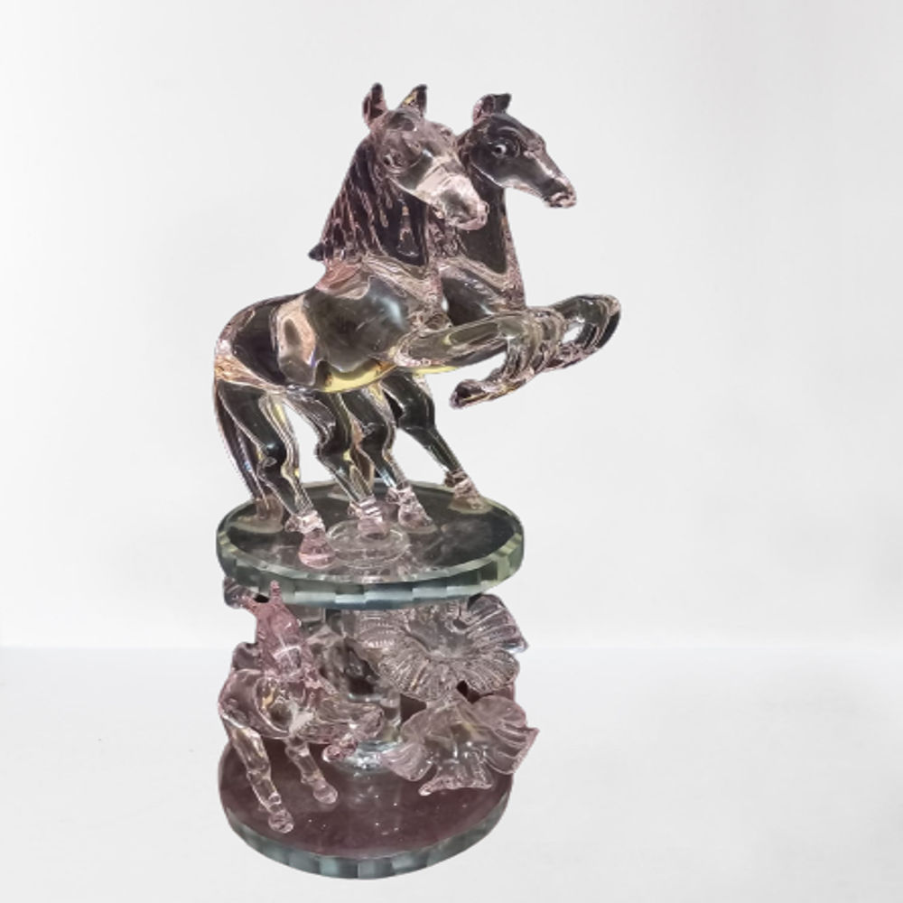 Glass Horse idol