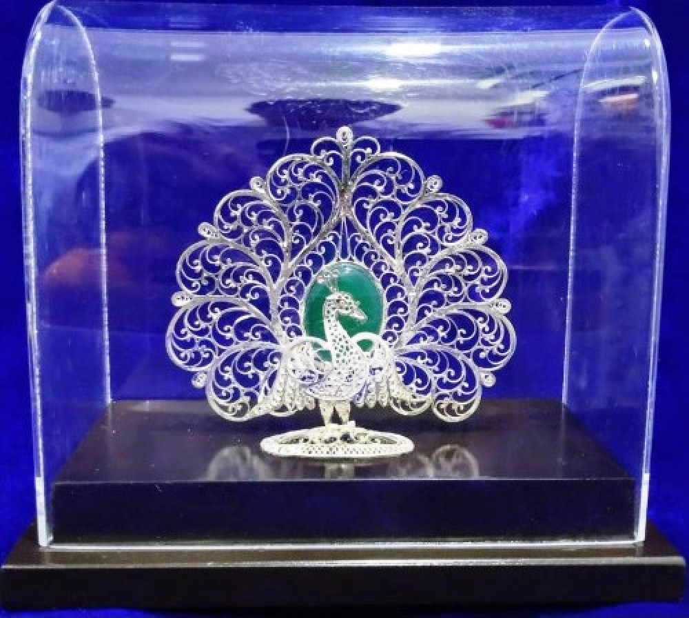 Traditional Handicraft Silver Filigree Design Elegant Mayur For Decoration Purpose