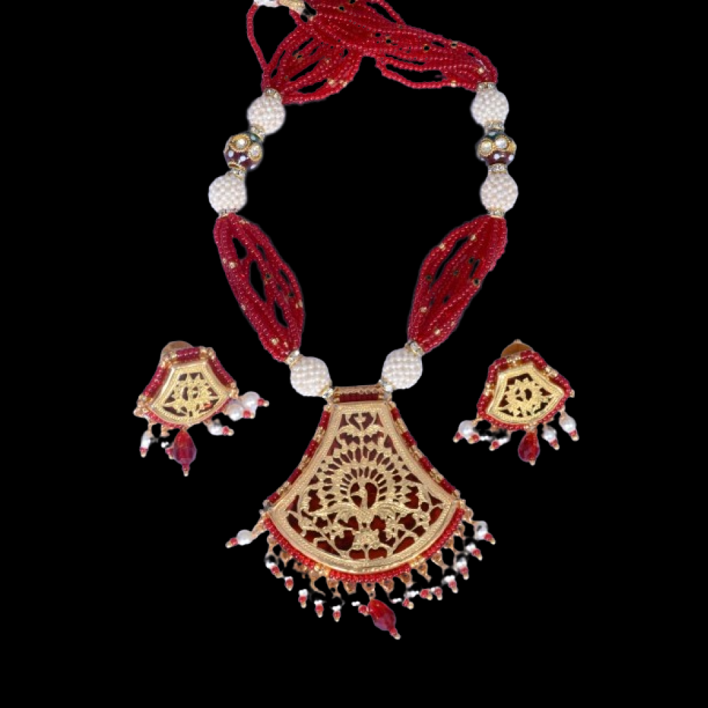 Thewa Art Gold Work Neckless Set Red Beads